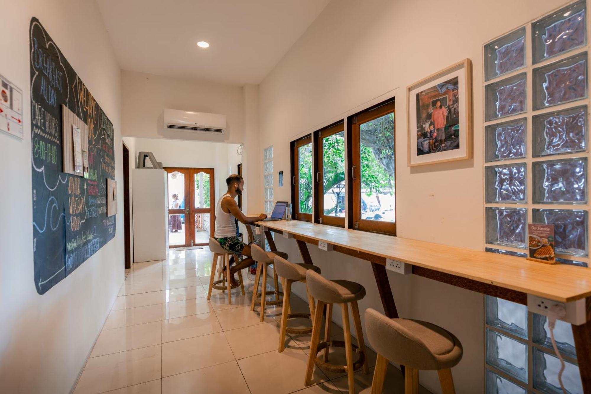 Blessings Home & Cafe Ko Pha Ngan Exterior photo